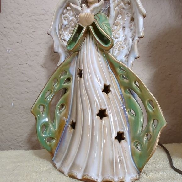Holiday Large 12" Glossy Porcelain/Ceramic Angel Figurine with Dove Lladro Style - Picture 14 of 15